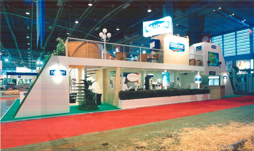CONCEPTION STAND DANONE